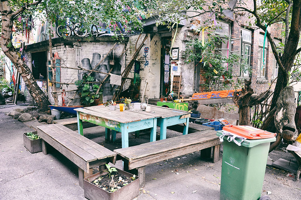 Essensplatz im Gängeviertel in Hamburg