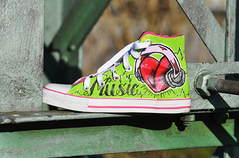 Detailaufnahme Schuhe Musik