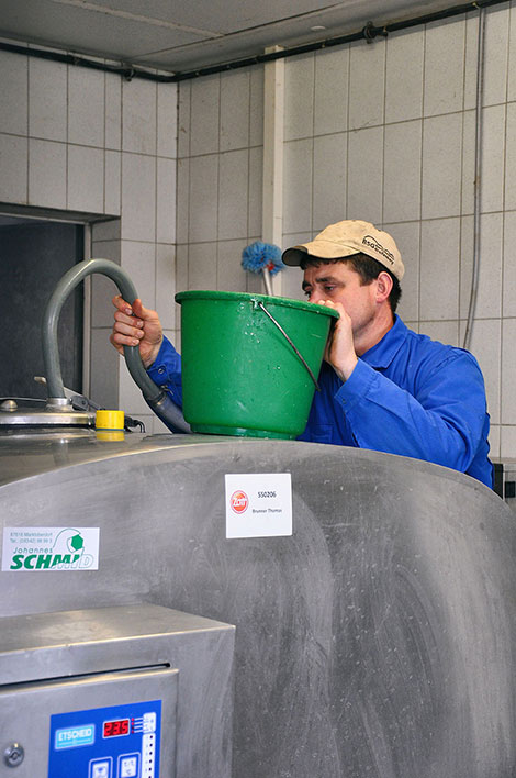 Vorbereitung für die Fütterung der Jungtiere