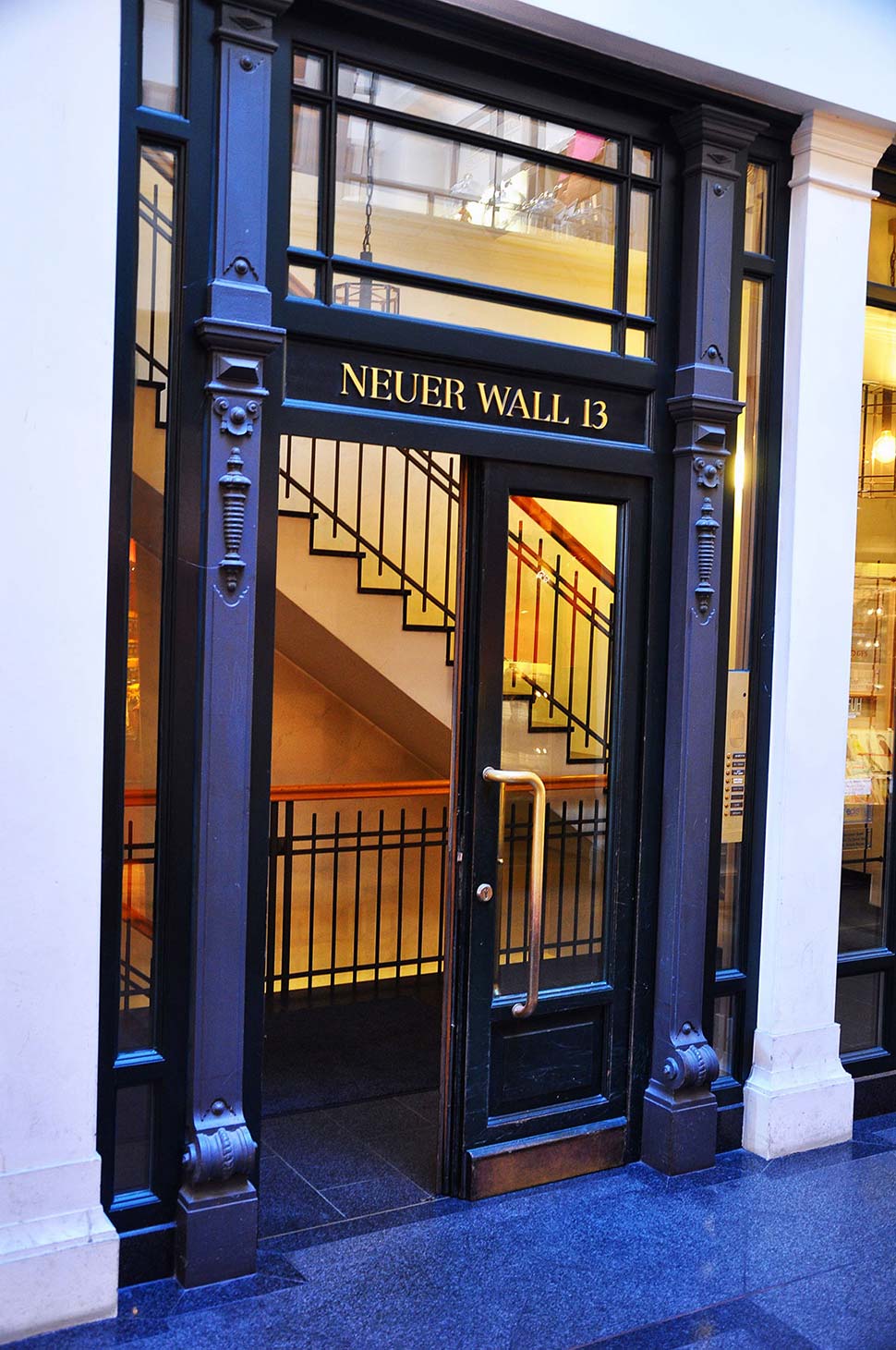Eingangstür Neuer Wall - Hamburg